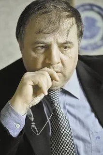 Академік Бузіашвілі Людський організм розрахований на більші терміни, ніж 65–70 років людський