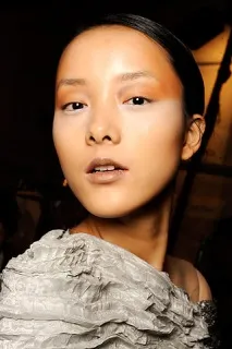 10 модних трендів у макіяжі 2010-2011 - Make-up - Все про макіяж на сайті ІЛЬ ДЕ БОТЕ make-up