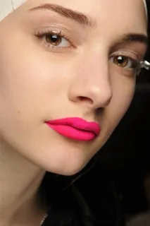 10 модних трендів у макіяжі 2010-2011 - Make-up - Все про макіяж на сайті ІЛЬ ДЕ БОТЕ макіяж