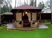 Альтанки з каменю, Альтанка каменю