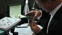 Що треба знати, щоб здати годинник у ломбард здати