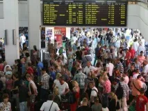 Що насправді відбувається в аеропортах Греції відбувається