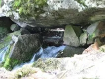 Бутаківський водоспад майже