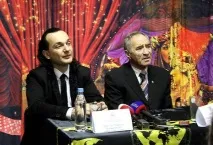 страхувам страхувам