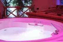 hotel кампания