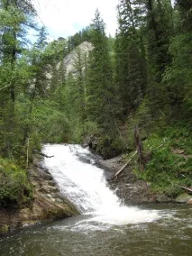 река Шинок водопади