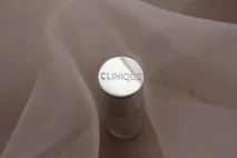 Лак для нігтів Clinique - Concrete Jungle - SKLVA Perfumes нігтів