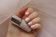 Лак для нігтів Clinique - Concrete Jungle - SKLVA Perfumes clinique