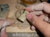 Ліпимо з глини веселого дідуся Чурилу та їжака глини