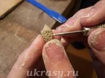 Ліпимо з глини веселого дідуся Чурилу та їжака чурилу