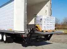 Машини з гідроліфтом для перевезення великогабаритних вантажів гідроліфтом