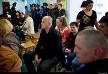 Науриз за колючим дротом колючим