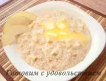 Вівсяна каша на молоці з яблуками, Готуємо із задоволенням! каша