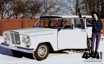 Першим комфортабельним позашляховиком у світі став Jeep Wagoneer першим
