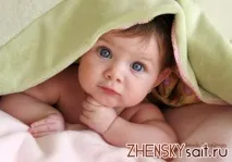Чому новонароджений не спить після годування сумішшю після