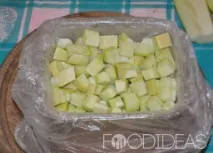 Помідори з яблуками. банку