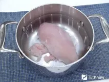 Листковий салат з курки та буряків святкова страва листковий