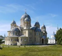 свети места всяко поклонение