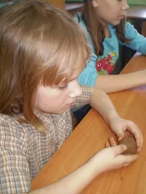 направи приспособление