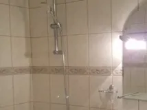 посредници наем