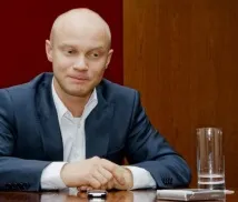Чим займається дружина Дмитра Хрусталева - Дмитро Кришталев з дружиною фото - Культура та суспільство - дружина