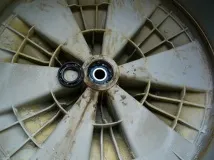 Що робити, якщо пральна машина сильно вібрує при віджиманні - поради майстра, відео з ремонту пральна