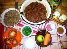 Домашні котлети з фаршу та гречаної крупи крупи