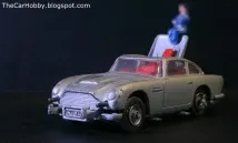 Джеймс Мей Corgi James Bond Aston Martin DB5 bond