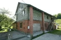 готелі