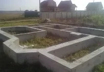 Фундамент під дерев’яний будинок, ціна, термін виробництва яний