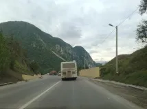 Години
