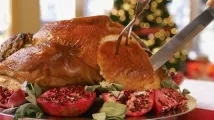 Гусак маринований у вині та запечений у духовці гусак