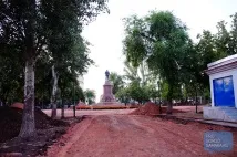 Як у Самарі на газонах роблять квіткові композиції та фігури цікаві факти про зеленгосп роблять