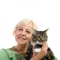 очима