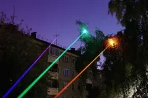 може ретината