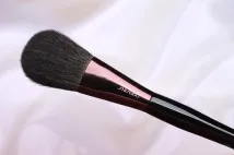 Найкраща косметика 2014 року на думку б’юті-блогерів, Beauty Insider найкраща