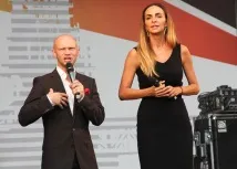 Особисте життя Дмитра Хрустальова родина, дружина, діти особисте