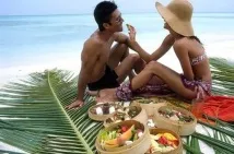 Медовий місяць на Гавайських островах, RSB Travel travel