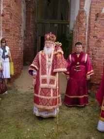 света църква