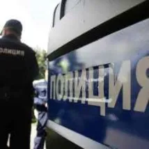задържан задържан