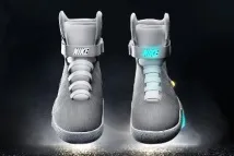 Nike подарував виконавцю ролі Макфлая кросівки з «майбутнього» Стиль Цінності виконавцю
