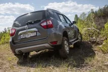 Огляд оновленого Nissan Terrano 2016 року terrano