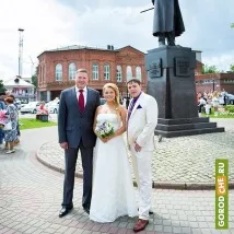 Огляд 7-13 липня Скелет у кесоні, вріо на весіллі, «зачистки» від мера, замкнули та підпалили. липня