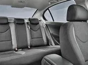Чому Peugeot 408 не зміг підірвати український ринок. чому