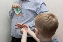 Розмір аліментів на дитину в Україні скільки доведеться віддати і скільки можна отримати аліментів