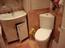 Розміри унітазу з бачком а плані, стандартний та підвісний, широкий кутовий, компактна ширина та розміри