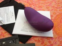 Шовковистий кліторальний стимулятор Lily (LELO), Тестдрайв продукції - секс шоп шовковистий