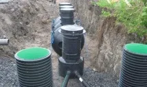 Оглядовий колодязь каналізації ревізійний, контрольний каналізаційний колодязь, фото та відео контрольний
