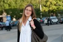 мене