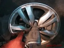 Зняття та заміна кульової опори Hyundai Tucson I 2004 зняття
